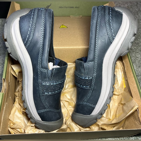 Keen Kaci iii Slip-On in Dress Blue/Steel Grey. - Picture 7 of 7